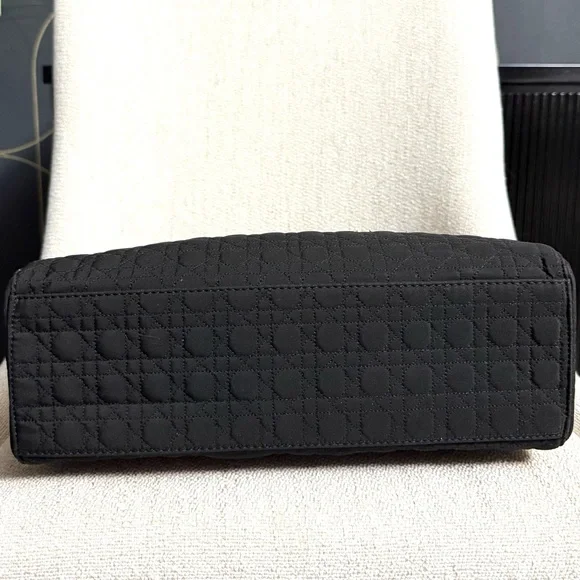 Authentic Christian Dior Lady Dior bag gold charms - Picture 9 of 16